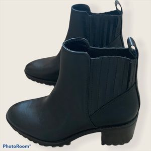 NEW Women’s Zara Black Ankle Boots size 6.5